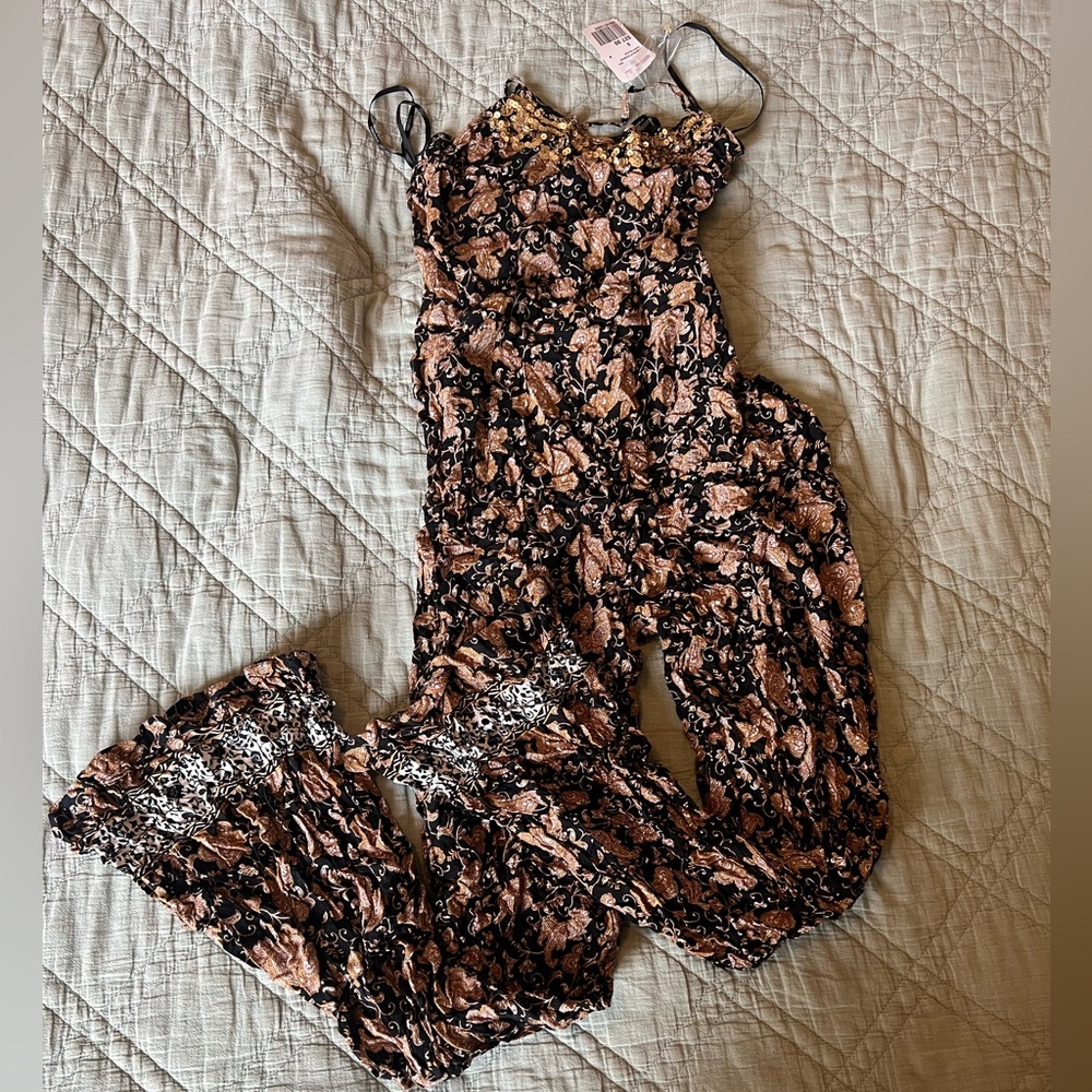 NWT Paisley sequin beaded flare jumpsuit romper lace up back small boho